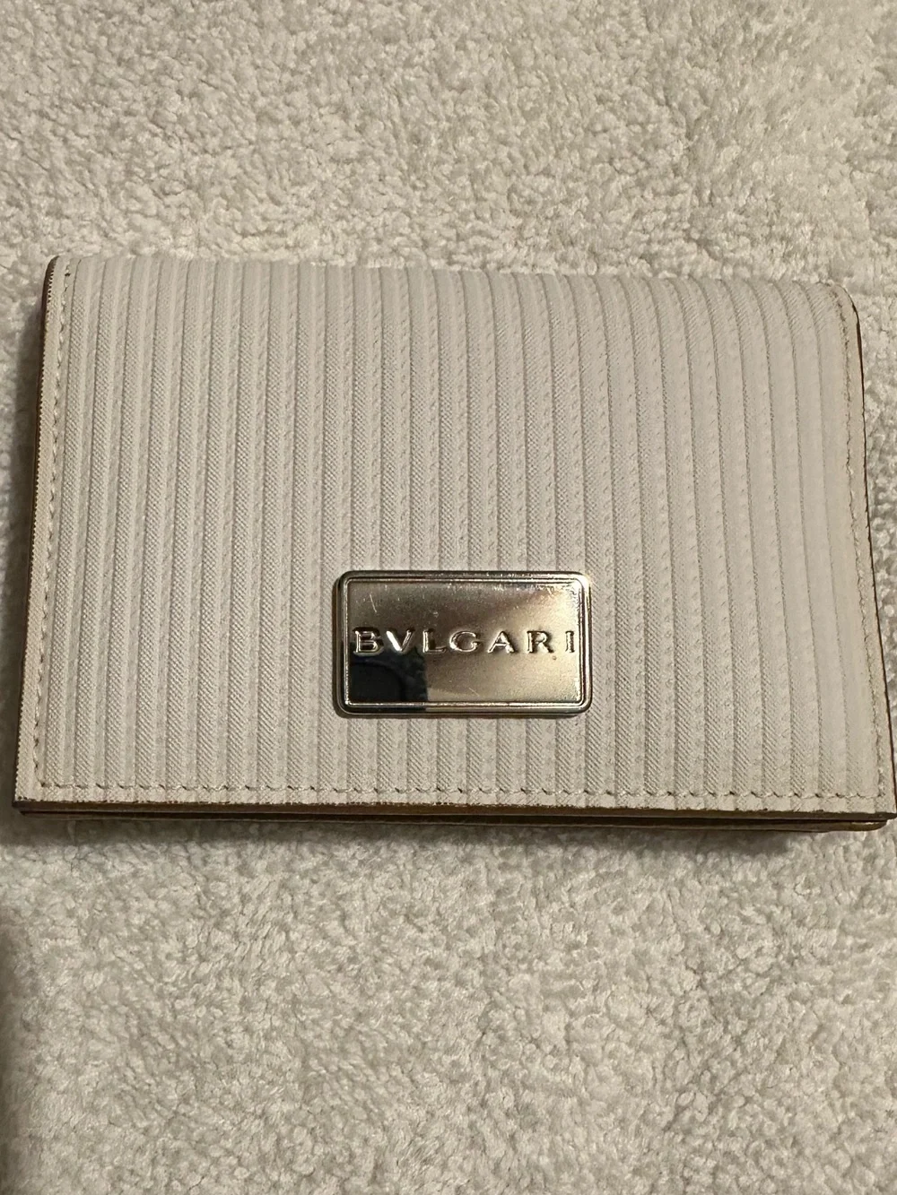 BVLGARI White Leather Card Holder Wallet Full Set Box Authentic Unisex